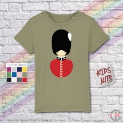 FOR KIDS: Grenadier Guards, Bearskins and Buttons, KIDS T-Shirt (3-14 years) FOR KIDS: Grenadier Guards, Bearskins and Buttons, KIDS T-Shirt (3-14 years)